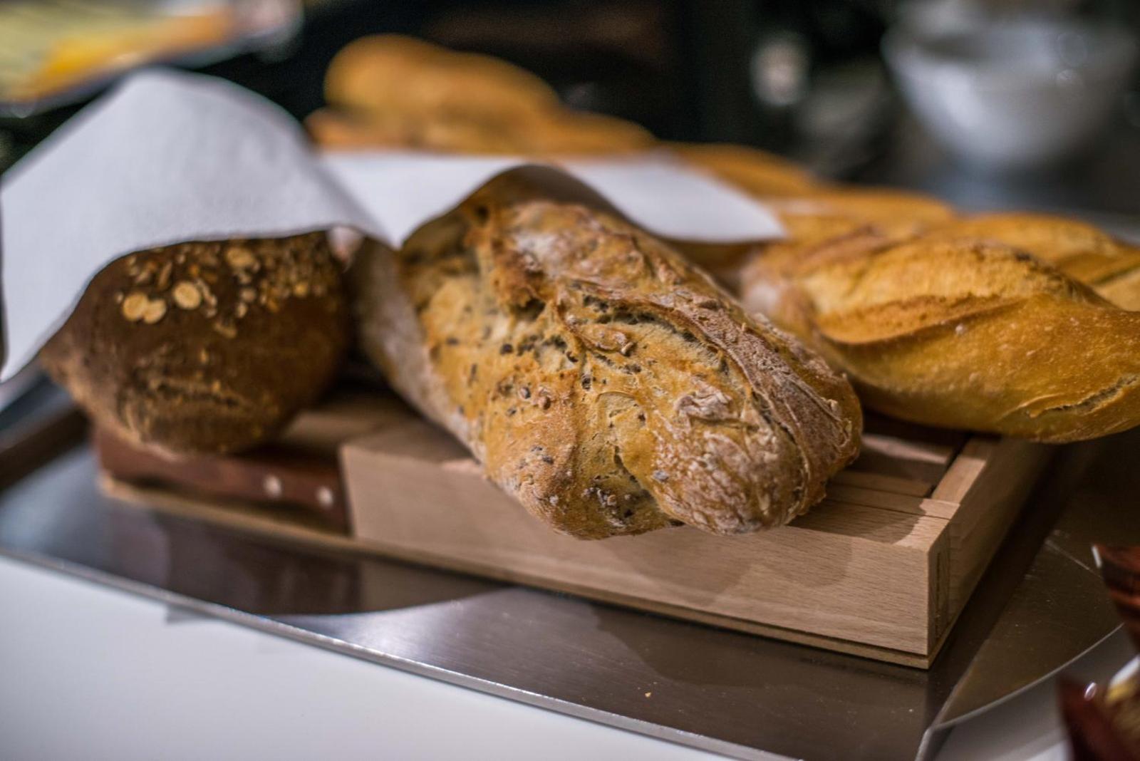 Art Hôtel Batignolles